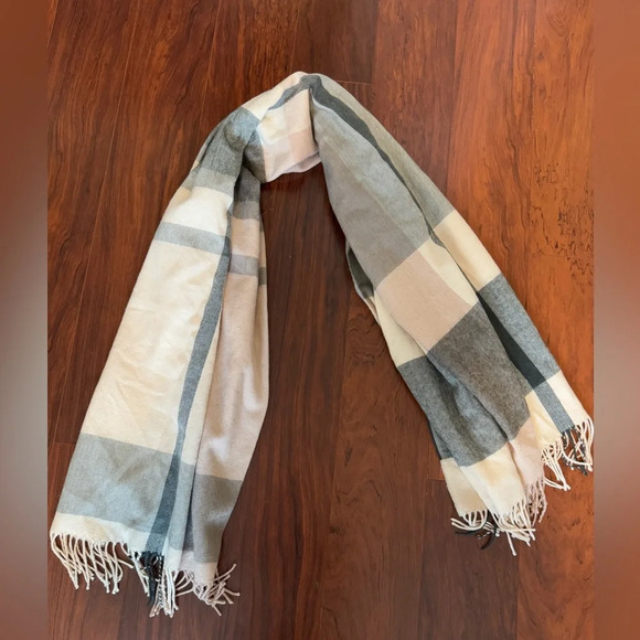 J. Crew Flannel scarf/throw pink/gray - Picture 2 of 3